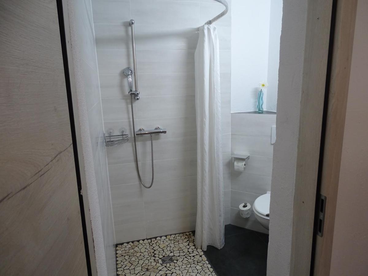 פרידריכסהאפן Gaestehaus Uezel מראה חיצוני תמונה