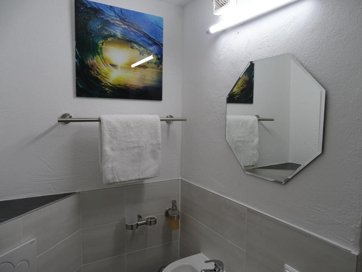 פרידריכסהאפן Gaestehaus Uezel מראה חיצוני תמונה